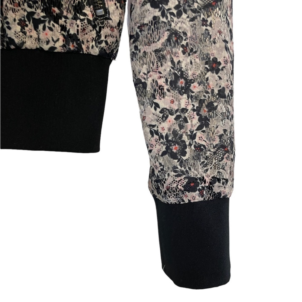 NWT Chelsea28 Crop bomber garden floral jacket - Picture 6 of 7